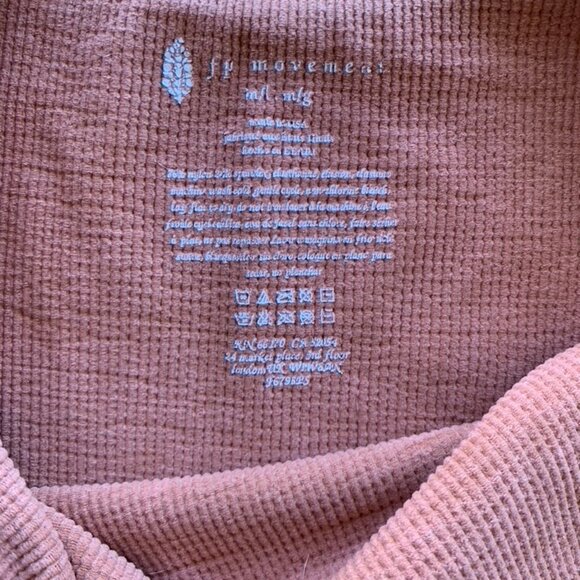 Free People Crop Tank - Light Peach M/L - Picture 2 of 5